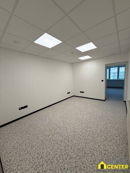 PRENÁJOM kancelárske priestory v priamom centre - KOMÁRNO - 8