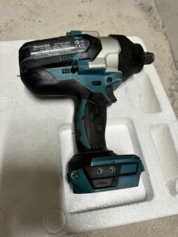 Predám zánovnú Makita DTW 1001 - 8