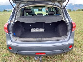 Predám Nissan Qashqai 2,0 benzín 4x4 TECNA - 8