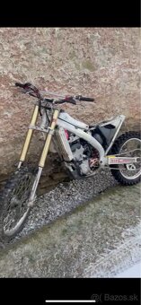 SUZUKI RMZ 250 - 8