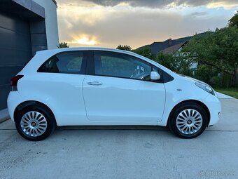 Toyota Yaris 1.0 Cool Edition - 8