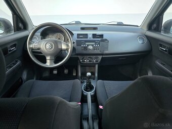Suzuki Swift 1.3 benzín 4x4 190tisíc km Biela perleť - 8