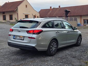 Hyundai i30 1.6 diesel - 8