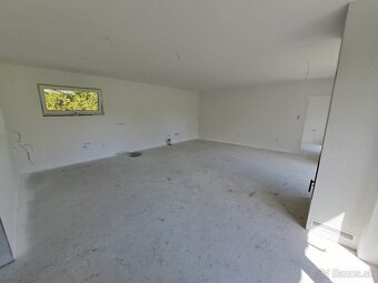 5 izbový rodinný dom, Valča - 8