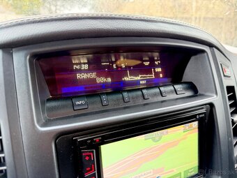 Mitsubishi Pajero IV 3.2 DI-D - 8