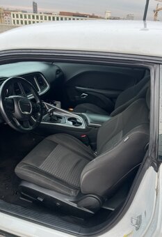 Predám DODGE Challenger, 3.6L Automat, 2019 - 8
