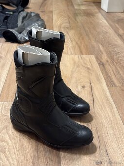 Dámska moto bunda, rukavice, čižmy - 8
