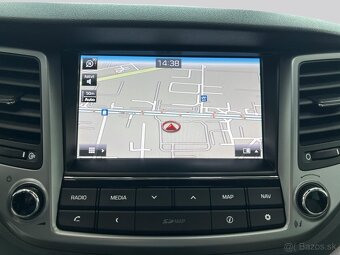 Tucson Premium AWD AT - 8