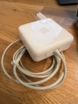 Macbook Pro 13 rok 2010 - 8