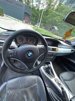 BMW e90 320d - 8