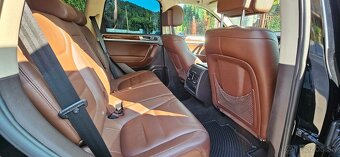 Volkswagen Touareg VR6 3.6 LUX KomfortBenzínPanorama - 8
