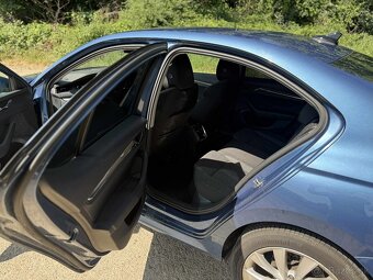 Škoda octavia 2.0TDI DSG - 8