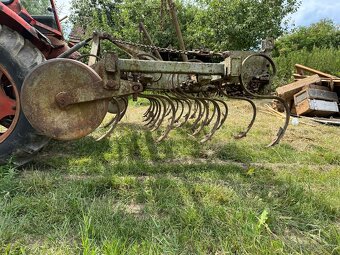 Predám kultivátor za traktor Zetor - 8