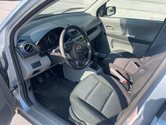 Mazda 2 - 8