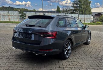 Škoda Superb Combi 2.0 TDI Sportline 4x4 - 8