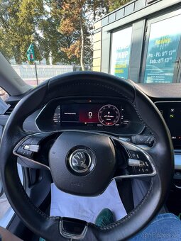 Škoda Octavia 2.0L STYLE - 8