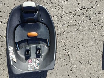 Cybex Aton Q vajicko s isofixom a novorodeneckou vlozkou - 8