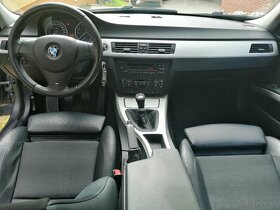 BMW 330i - 8