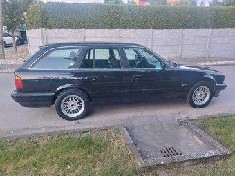 Bmw e34 540i - 8