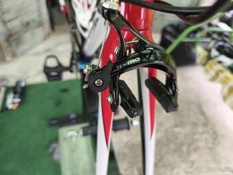 Cestný bicykel Jamis Ventura Race veľ.54 - 8