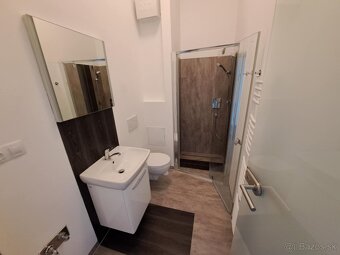 Veľký 1 izbový byt, Martin - Centrum. - 8