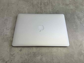 Apple MacBook air 2015 - 8