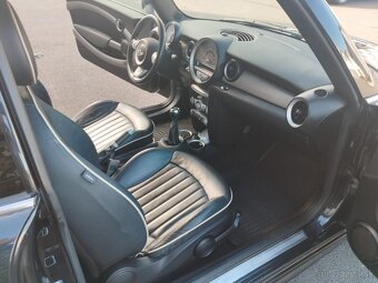 Mini Cooper D R56 - 80 kW - 8