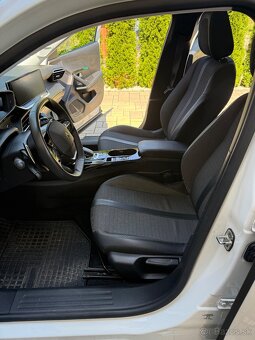 Predám Peugeot 2008 1.2. Puretech Allure pack - 8