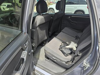 Opel Meriva - 8
