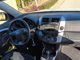 Toyota Rav4 4x4 2.0 benzín 116kW 1. majiteľ - 8