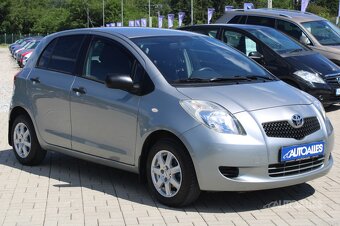 Toyota Yaris 1,0 VVT-i 51 kW BASE - COOL - 8