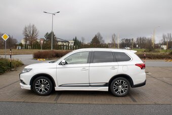 Mitsubishi OUTLANDER 2,2 DI-D 110 KW AT6 INSTYLE - 8