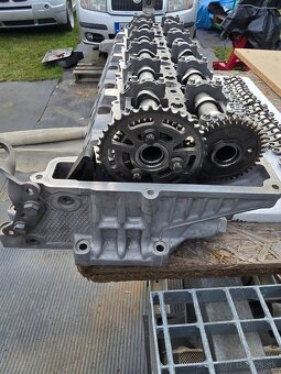 Hlava Bmw N57D30A - 8