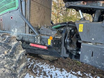 John Deere 1270G - 8