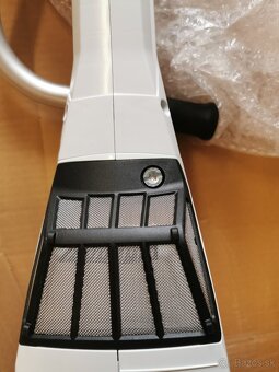 Stihl aku krovinorez fsa 135 rok 2025 - 8