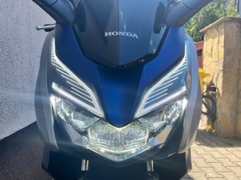 Predam forzu 125 2019 abs vpredu aj vzadu - 8