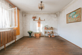 Na predaj investičný dom pri lyžiarskom vleku v Oščadnici - 8