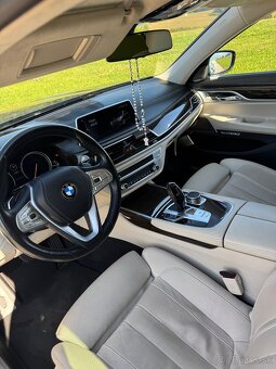 BMW rad 7 730d xDrive - 8
