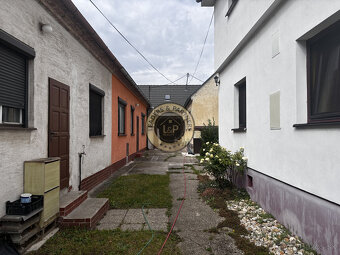 Rodinný dom s 2 bytovými jednotkami NA PREDAJ, VAJNORY - 8