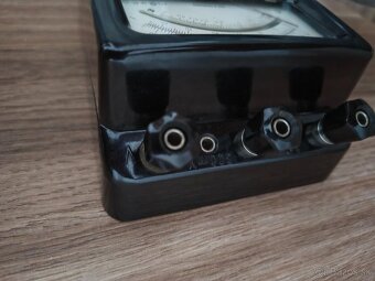 legendárny analógový multimeter M​etra B​lansko DU10 AVOmet - 8