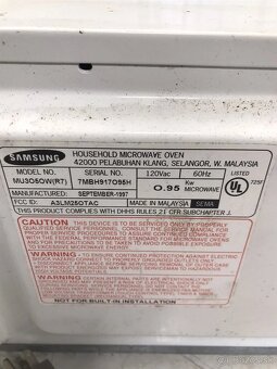 Mikrovlnka samsung - 8