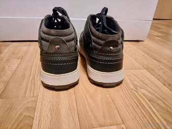 Predám nenosené Nove kožené Botasky zn.WRANGLER č.43 - 30 € - 8