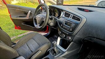 Kia ceed 1.4i - 8