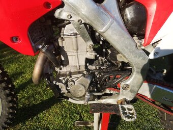 Honda CRF 450R, r.v. 2009, el. vstřikování. - 8