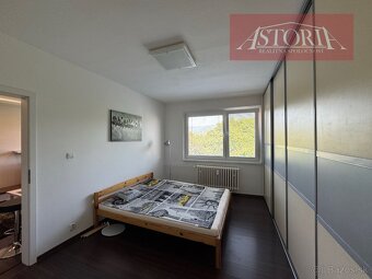 PRENÁJOM Kompletne zrekonštruovaný 3i byt Martin - Jahodník - 8
