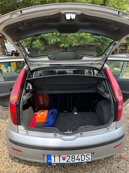 Predám Fiat punto 1.2 benzín 2009 - 8