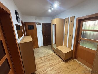 3-izbový priestranný byt - 8