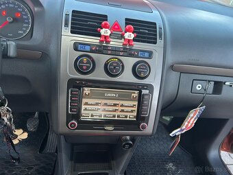 Volkswagen Touran 2.0 TDI cross - 8
