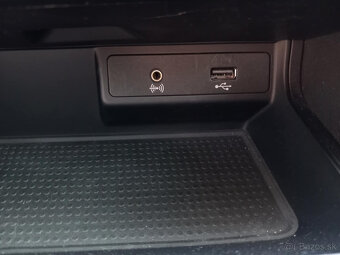 Seat Leon 1,4Tsi(Tgi) Style 83500km Kúp.Slovensko r.v.2018 - 8