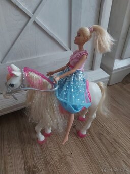 Barbie koník - 8